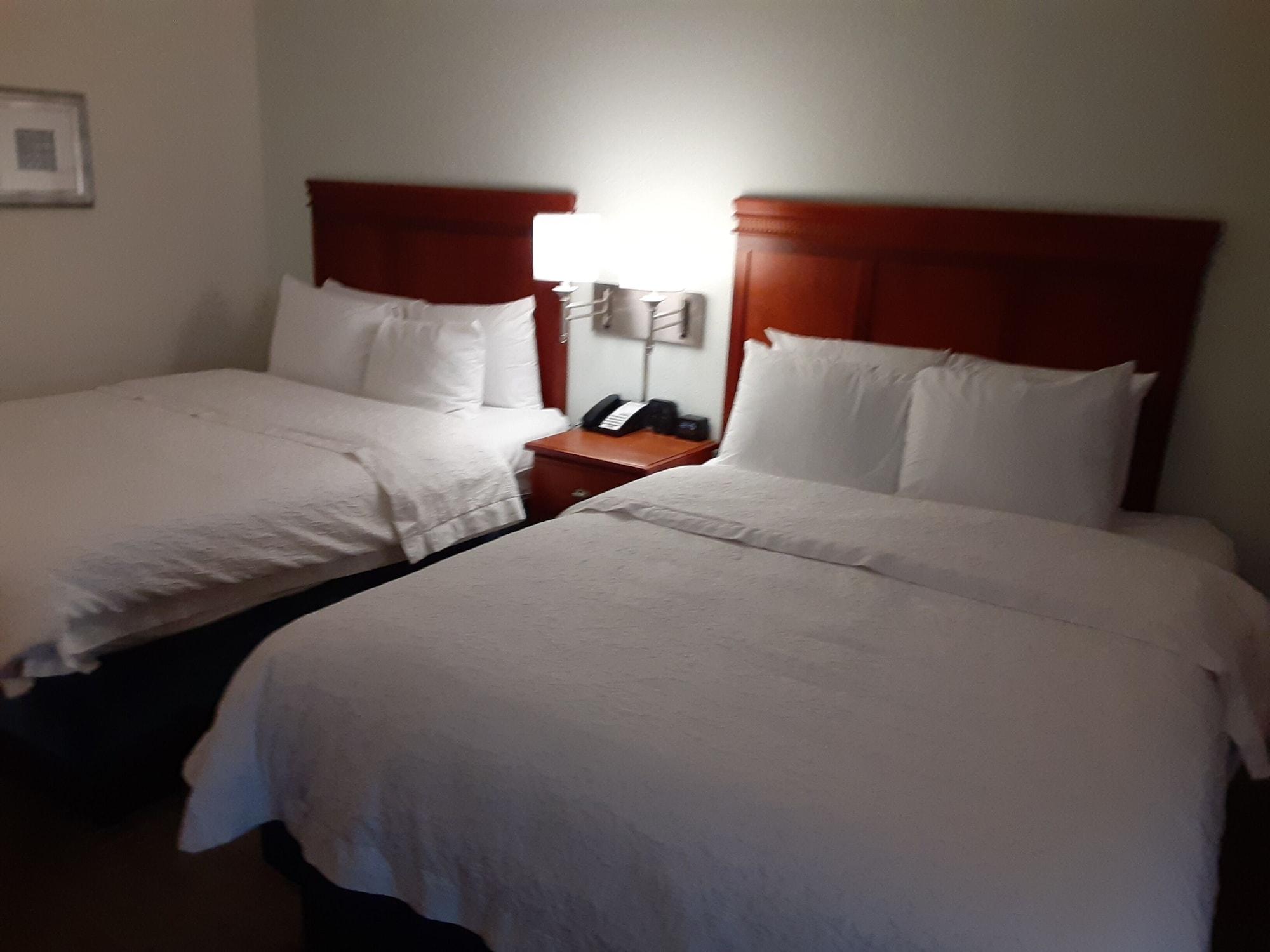 Hampton Inn St. Louis - Westport Maryland Heights Ngoại thất bức ảnh