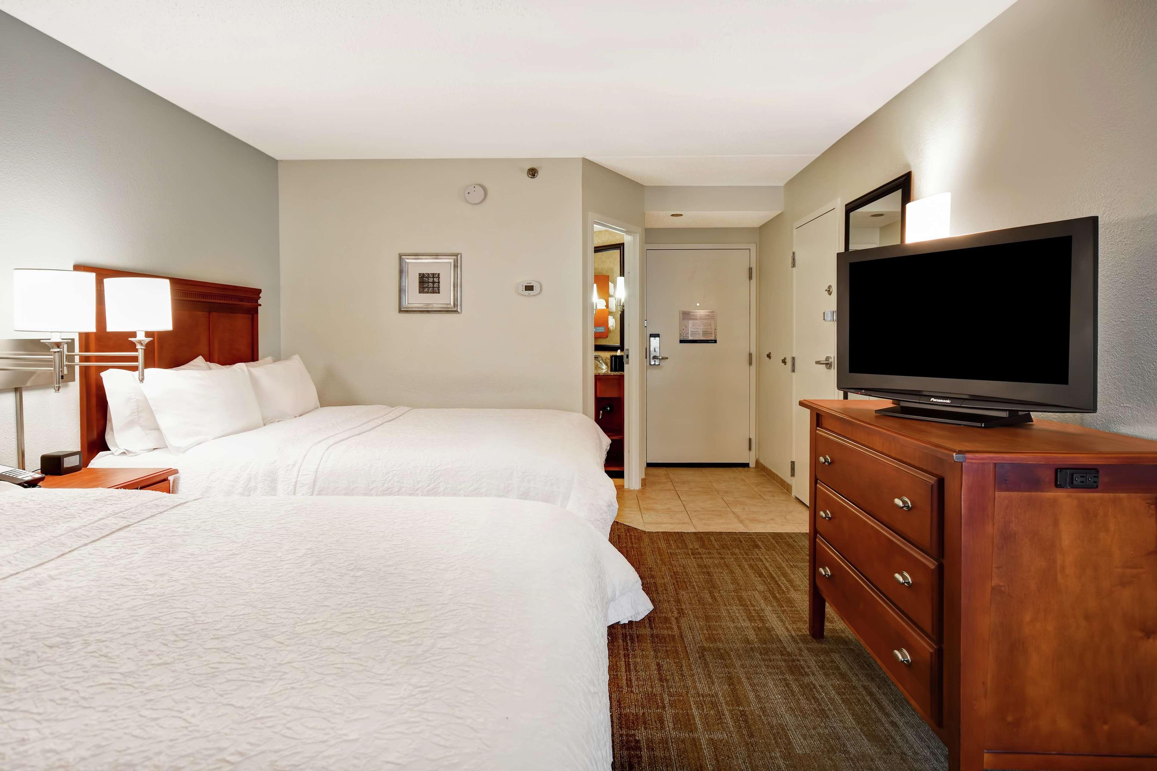 Hampton Inn St. Louis - Westport Maryland Heights Ngoại thất bức ảnh