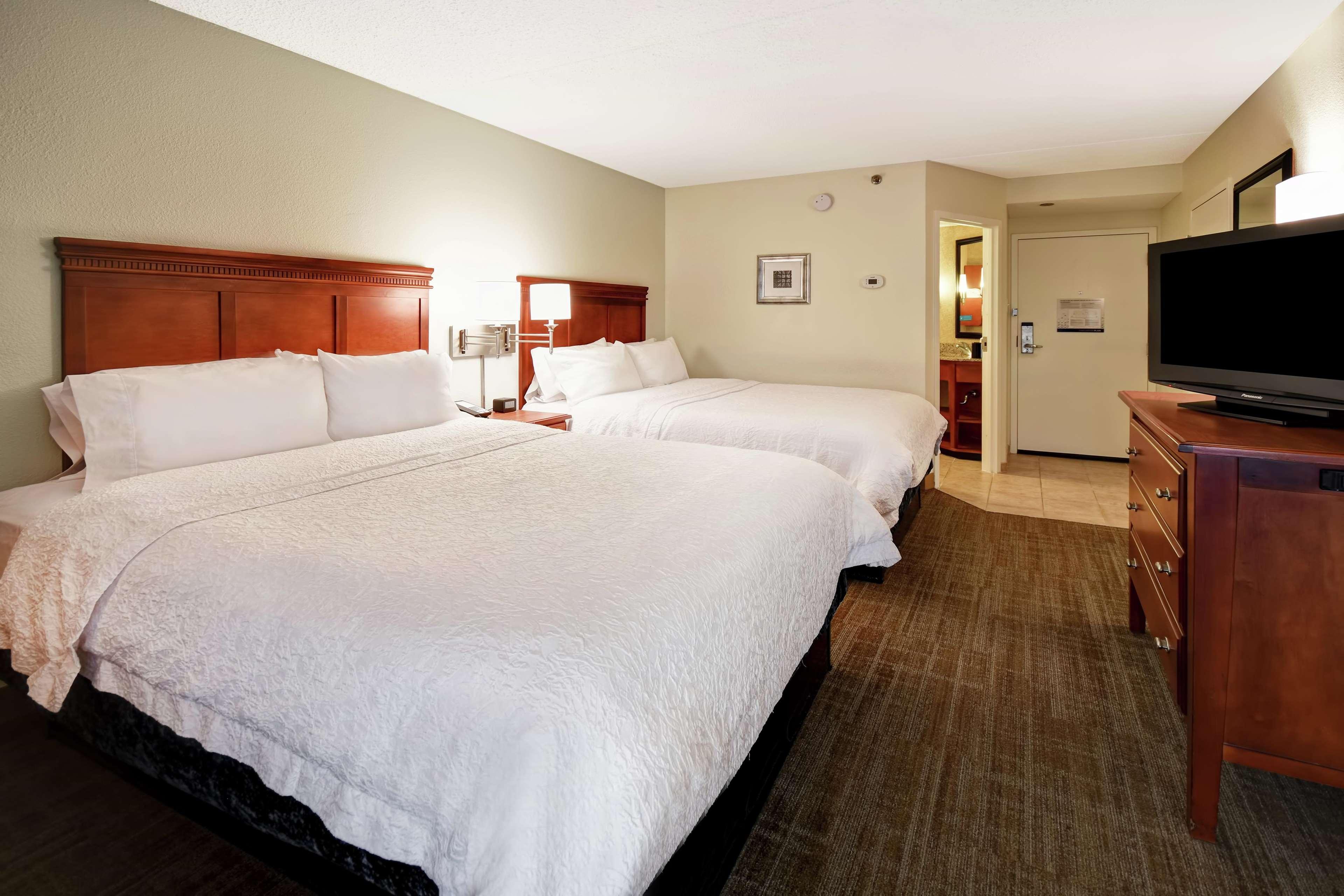 Hampton Inn St. Louis - Westport Maryland Heights Ngoại thất bức ảnh
