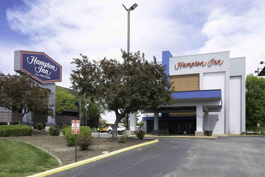 Hampton Inn St. Louis - Westport Maryland Heights Ngoại thất bức ảnh