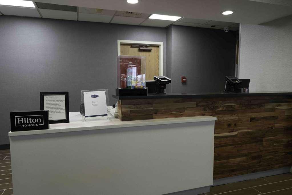 Hampton Inn St. Louis - Westport Maryland Heights Ngoại thất bức ảnh